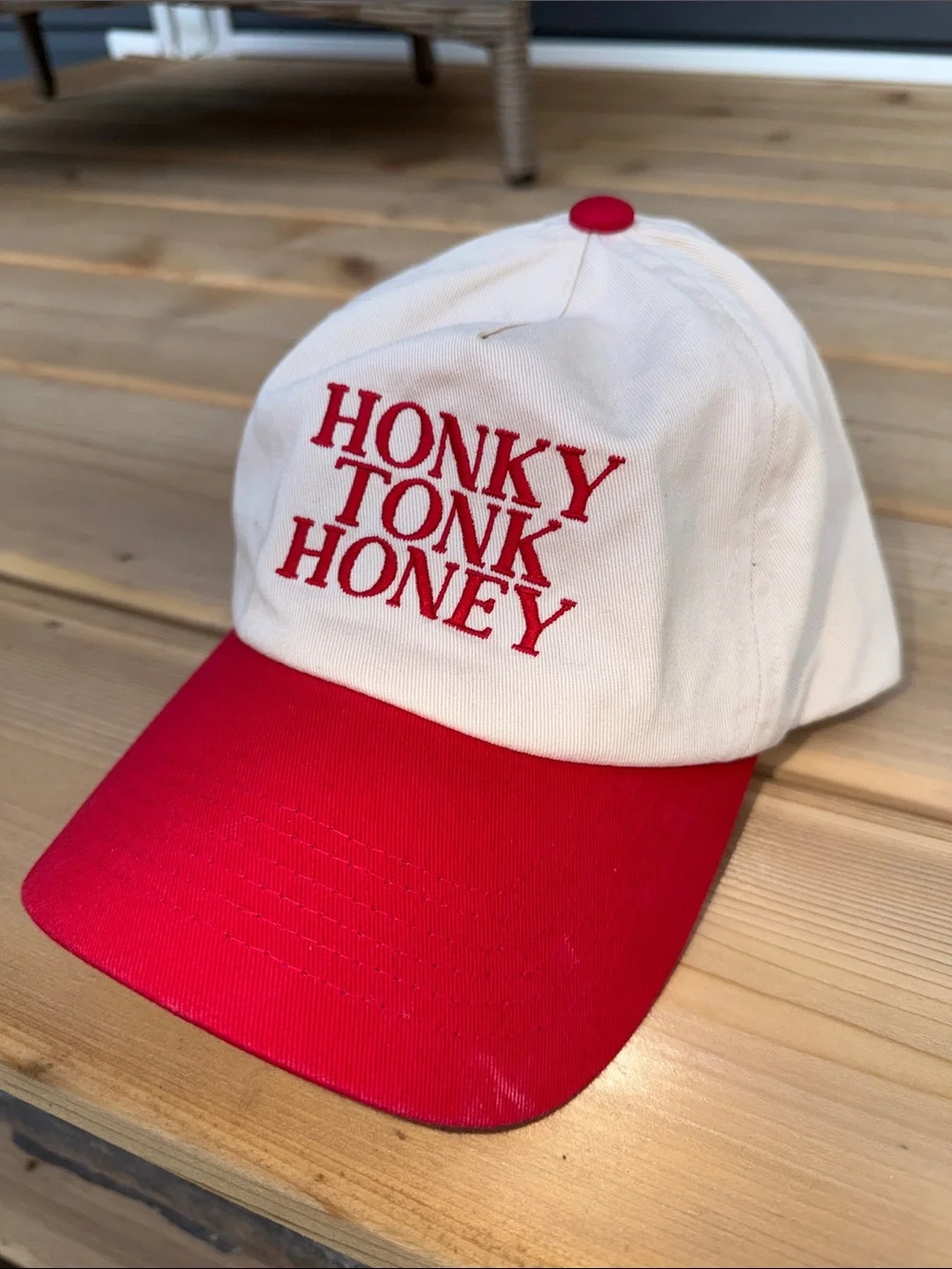 Brandy Melville Red & White 